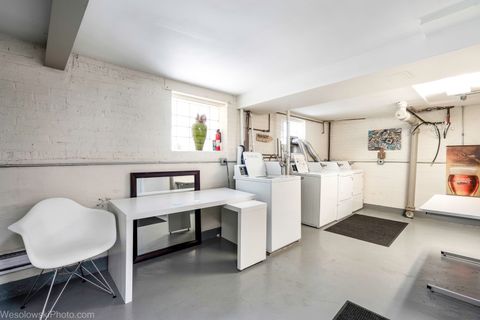 Tiny photo for 2719 N Lockwood Avenue #2B, Chicago, IL 60639 (MLS # 12578712)