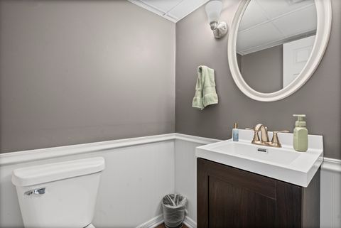Tiny photo for 1560 W Goldengate Drive, Addison, IL 60101 (MLS # 12438720)