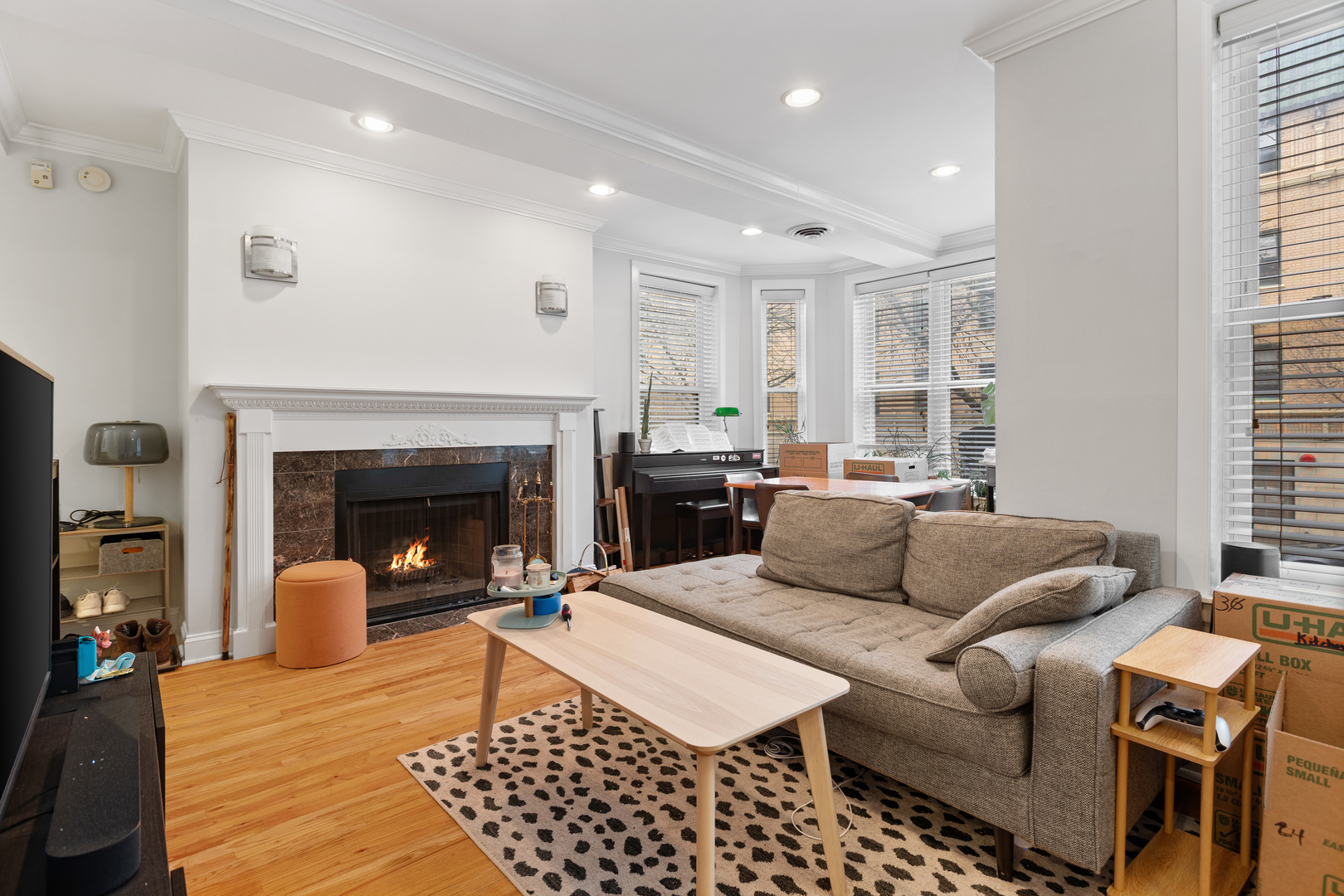 945 W GORDON Terrace 1E