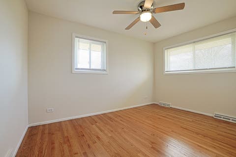 Tiny photo for 761 Marshall Drive, Des Plaines, IL 60016 (MLS # 12731065)