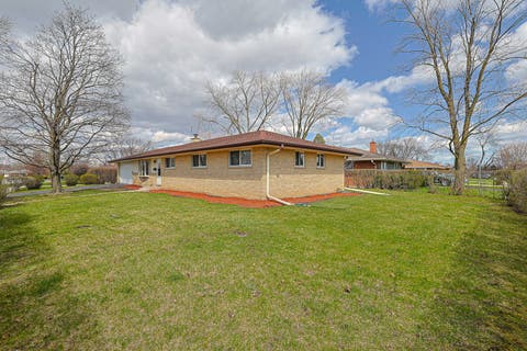 Tiny photo for 761 Marshall Drive, Des Plaines, IL 60016 (MLS # 12731065)