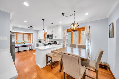 Tiny photo for 10805 S Drake Avenue, Chicago, IL 60655 (MLS # 12653868)