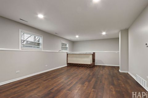 Tiny photo for 38132 N Manor Avenue, Beach Park, IL 60087 (MLS # 12620282)