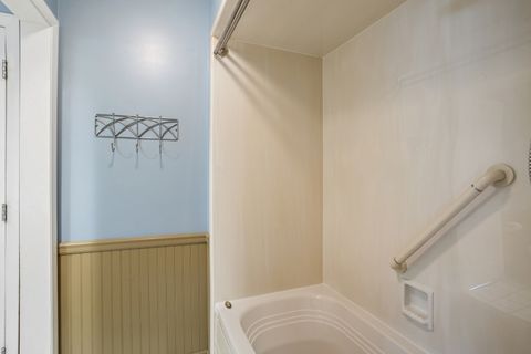 Tiny photo for 495 Kinkaid Court, Des Plaines, IL 60016 (MLS # 12608947)