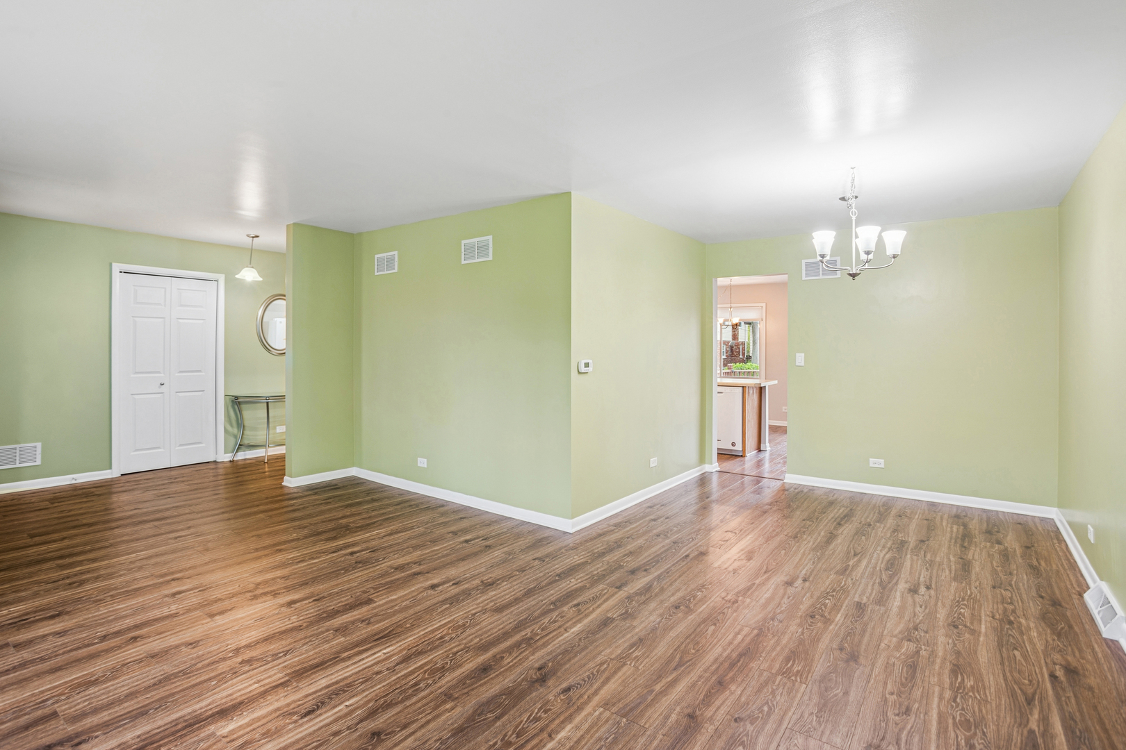 495 Kinkaid Court