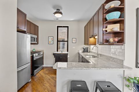 Tiny photo for 1920 W Dickens Avenue #3R, Chicago, IL 60614 (MLS # 12678652)