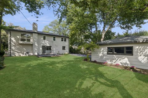 Tiny photo for 719 N Elm Street, Hinsdale, IL 60521 (MLS # 12496092)