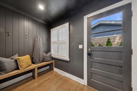 Tiny photo for 719 N Elm Street, Hinsdale, IL 60521 (MLS # 12496092)