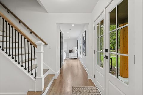 Tiny photo for 719 N Elm Street, Hinsdale, IL 60521 (MLS # 12496092)