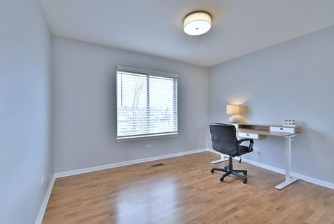 Tiny photo for 284 Bingham Circle, Mundelein, IL 60060 (MLS # 12553630)