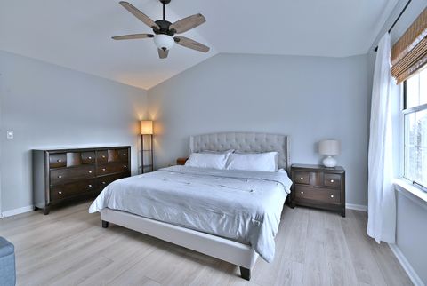 Tiny photo for 284 Bingham Circle, Mundelein, IL 60060 (MLS # 12553630)