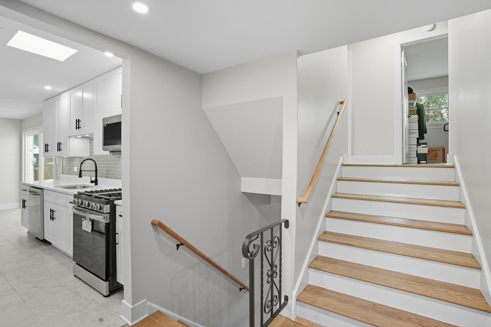 16410 University Avenue