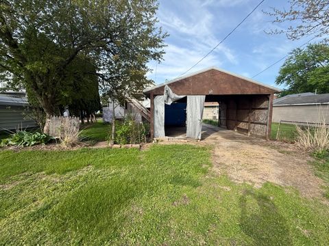 Tiny photo for Clinton, IA 52732 (MLS # 12634077)