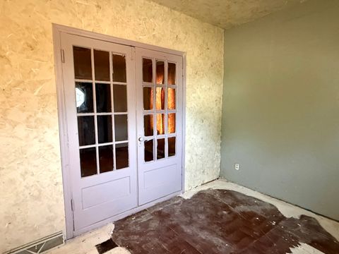 Tiny photo for Clinton, IA 52732 (MLS # 12634077)