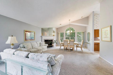 Tiny photo for 520 W Happfield Drive, Arlington Heights, IL 60004 (MLS # 12680775)