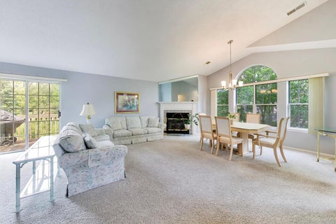 Tiny photo for 520 W Happfield Drive, Arlington Heights, IL 60004 (MLS # 12680775)