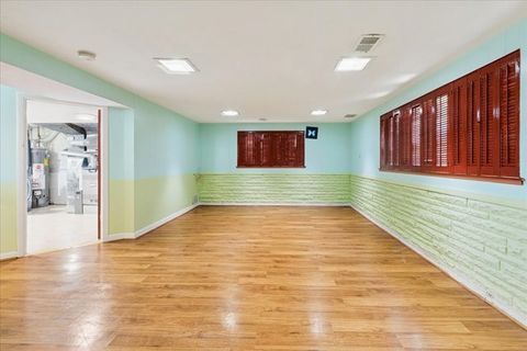 Tiny photo for 3836 W Estes Avenue, Lincolnwood, IL 60712 (MLS # 12506729)