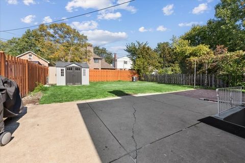 Tiny photo for 3836 W Estes Avenue, Lincolnwood, IL 60712 (MLS # 12506729)