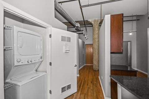 Tiny photo for 2001 S Calumet Avenue #408, Chicago, IL 60616 (MLS # 12680586)
