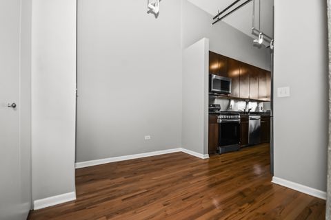 Tiny photo for 2001 S Calumet Avenue #408, Chicago, IL 60616 (MLS # 12680586)
