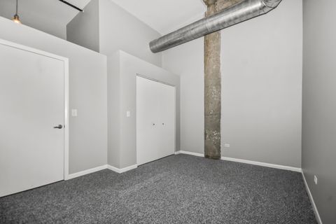 Tiny photo for 2001 S Calumet Avenue #408, Chicago, IL 60616 (MLS # 12680586)