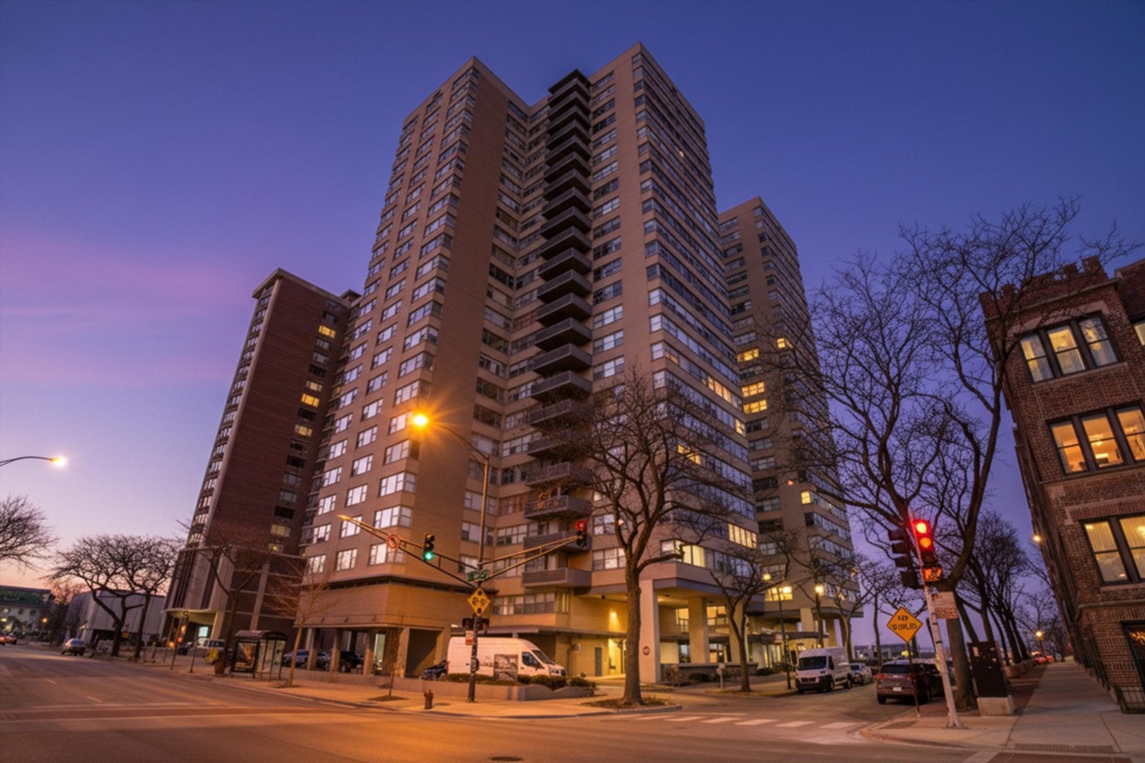 6301 N SHERIDAN Road 3M