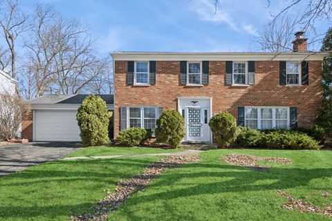 Photo of 4141 Longmeadow Road, Downers Grove, IL 60515 (MLS # 12569923)