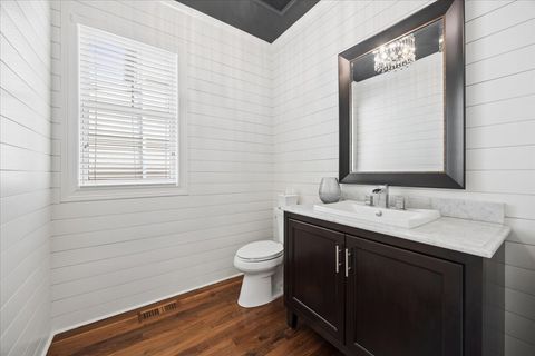 Tiny photo for 4620 Stonewall Avenue, Downers Grove, IL 60515 (MLS # 12581989)