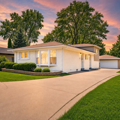 Photo of 16412 Wood Street, Markham, IL 60428 (MLS # 12649853)