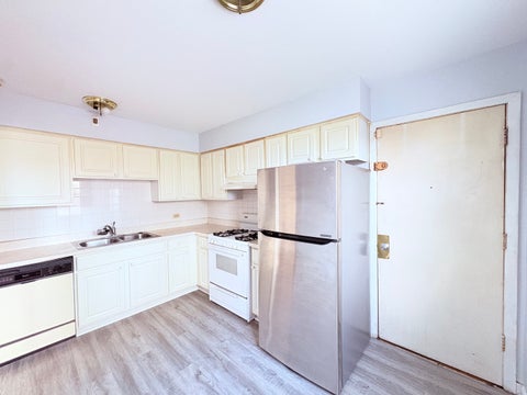Tiny photo for 3201 W Berwyn Avenue #1S, Chicago, IL 60625 (MLS # 12744130)