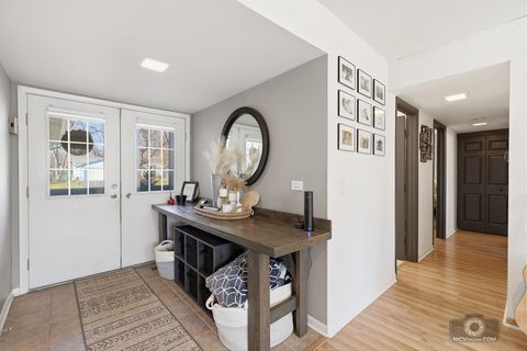 Tiny photo for 113 Lexington Drive, Bolingbrook, IL 60440 (MLS # 12602285)