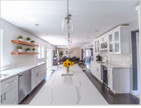 Tiny photo for 365 61st Street, Willowbrook, IL 60527 (MLS # 12514176)