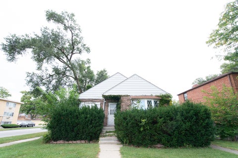 Photo of 2030 S 17th Avenue, Broadview, IL 60155 (MLS # 12764361)
