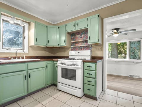 Tiny photo for 301 Grand Avenue, Loves Park, IL 61111 (MLS # 12703754)