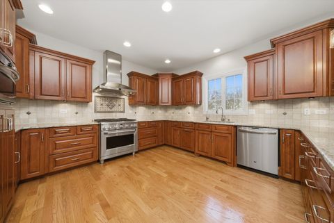 Tiny photo for 12674 Waterford Drive, Lemont, IL 60439 (MLS # 12557878)