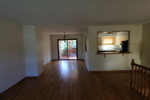Tiny photo for 601 Deerpath Drive, Lindenhurst, IL 60046 (MLS # 12457058)