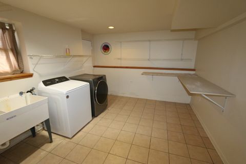 Tiny photo for 601 Deerpath Drive, Lindenhurst, IL 60046 (MLS # 12457058)