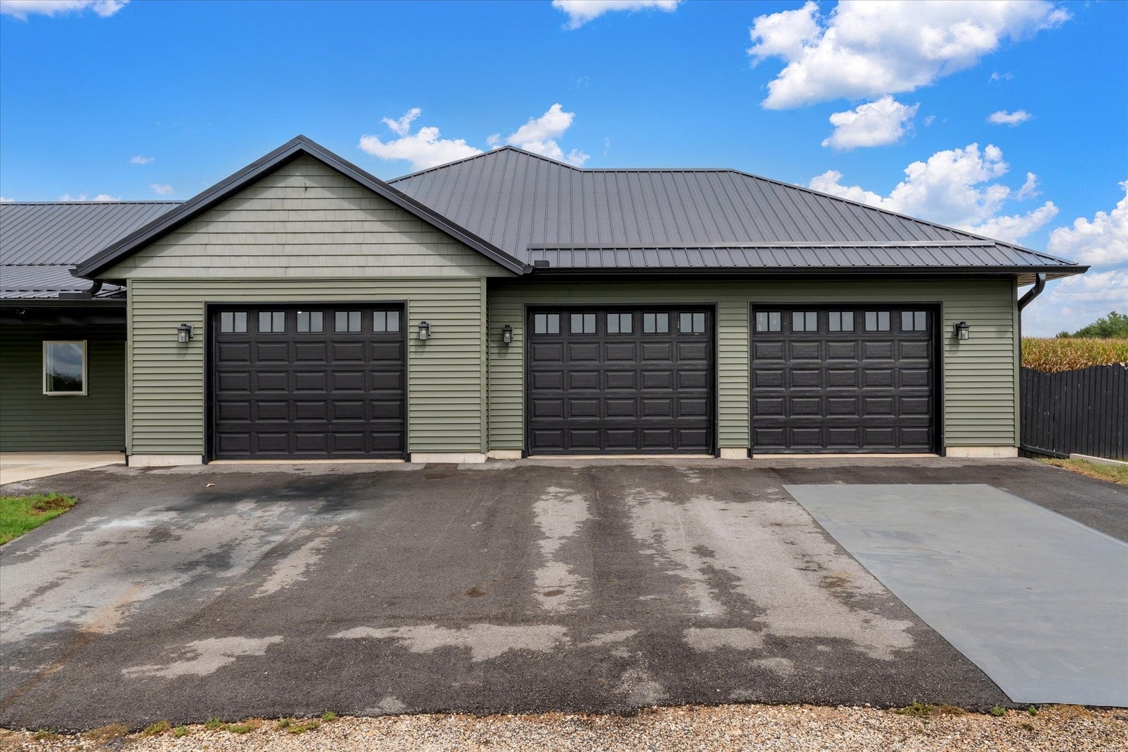 2530 Highway 136