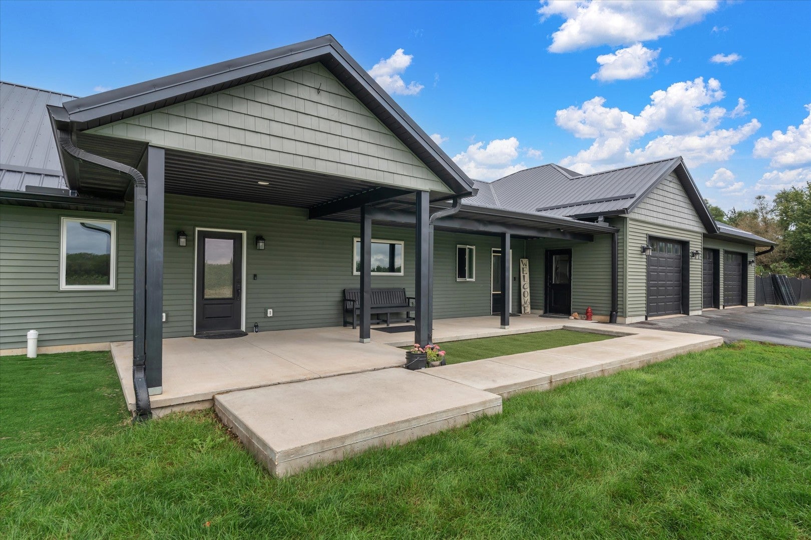 2530 Highway 136