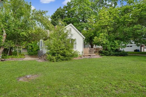 Tiny photo for 303 E Wilson Street, Monticello, IL 61856 (MLS # 12688330)