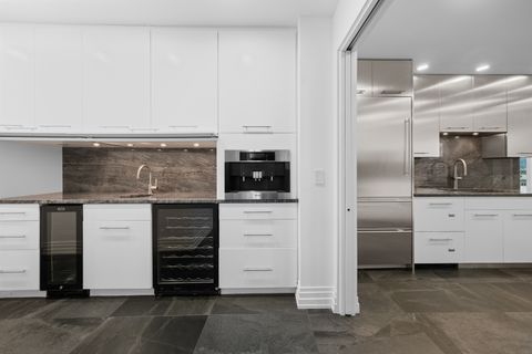 Tiny photo for 600 N Kingsbury Street #506, Chicago, IL 60654 (MLS # 12565630)