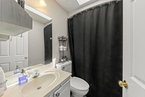 Tiny photo for 22W126 Glenrise Court, Glen Ellyn, IL 60137 (MLS # 12678260)
