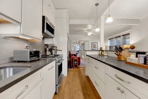 Tiny photo for 1318 W Granville Avenue #3W, Chicago, IL 60660 (MLS # 12741621)