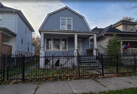 Photo of 121 W 109th Place, Chicago, IL 60628 (MLS # 12590563)