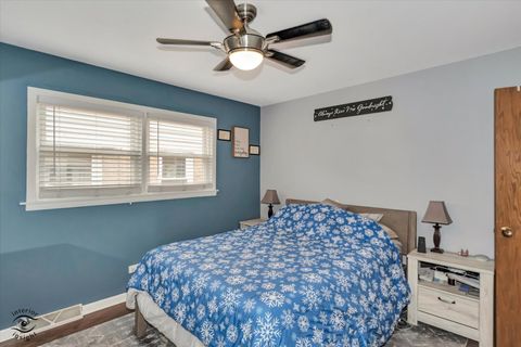 Tiny photo for 5465 N Nottingham Avenue, Chicago, IL 60656 (MLS # 12605075)