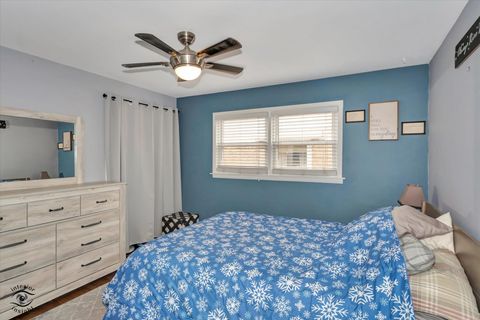 Tiny photo for 5465 N Nottingham Avenue, Chicago, IL 60656 (MLS # 12605075)