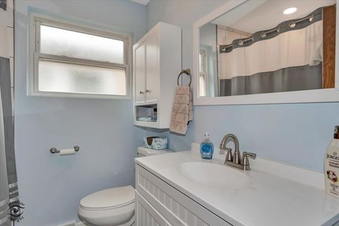 Tiny photo for 5465 N Nottingham Avenue, Chicago, IL 60656 (MLS # 12605075)