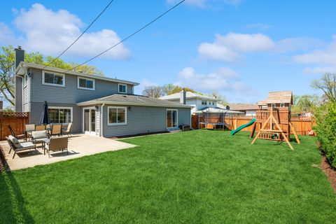 Tiny photo for 851 S Hillcrest Avenue, Elmhurst, IL 60126 (MLS # 12035590)