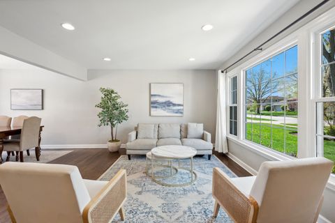 Tiny photo for 851 S Hillcrest Avenue, Elmhurst, IL 60126 (MLS # 12035590)