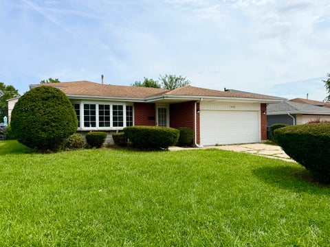 Photo of 1302 Prince Drive, South Holland, IL 60473 (MLS # 12745160)